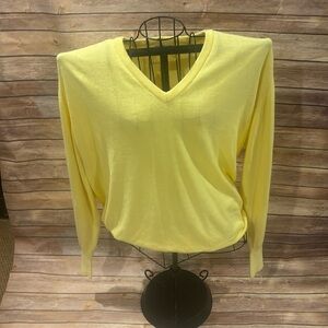 Vintage LLBean men’s light yellow soft lightweight sweater